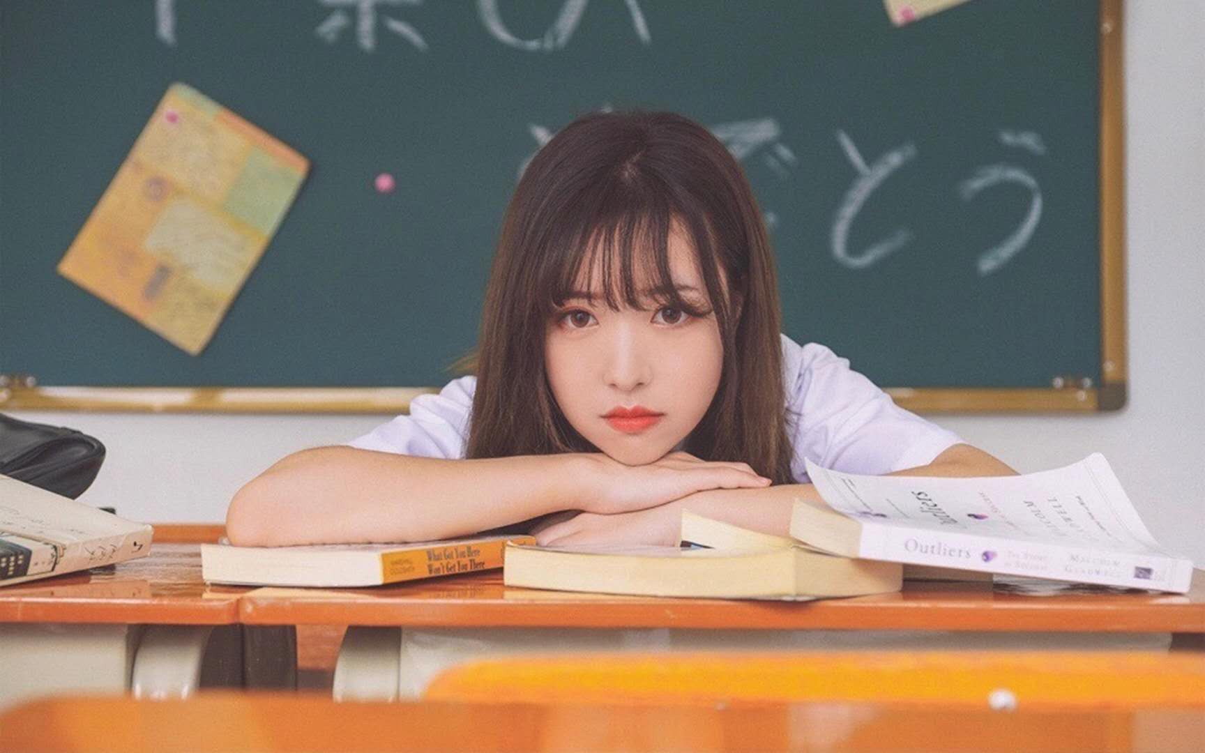 让女生爱上你的心理暗示!
